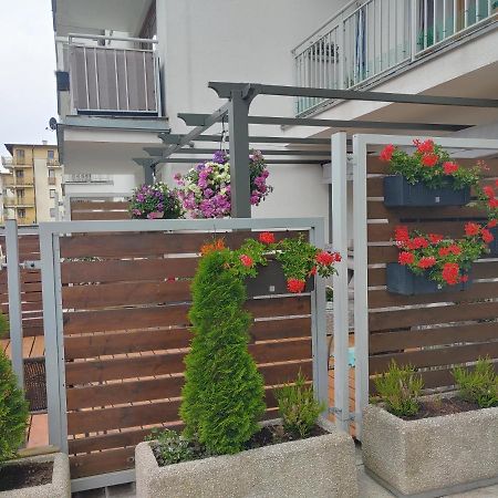Swinoujscie Platan Patio 6 - Berry Apartments Eksteriør billede