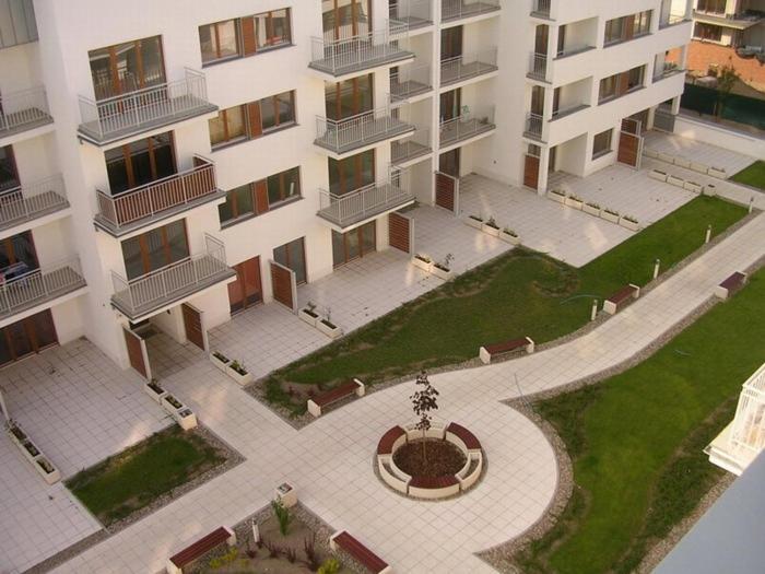 Swinoujscie Platan Patio 6 - Berry Apartments Eksteriør billede